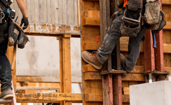 Men's Liberty 6 Boot (Soft Toe) | Leather Brown/Birch