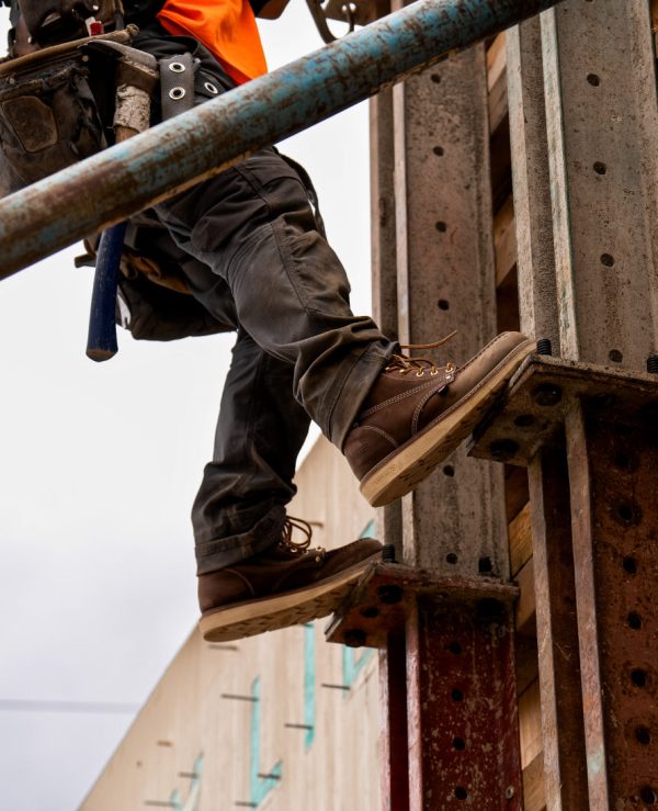 Men's Liberty 6 Waterproof Boot (Carbon Toe) | Black/Gum