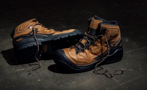 Men's Targhee IV Waterproof Work Boot (Soft Toe)  |  Belgian/Black